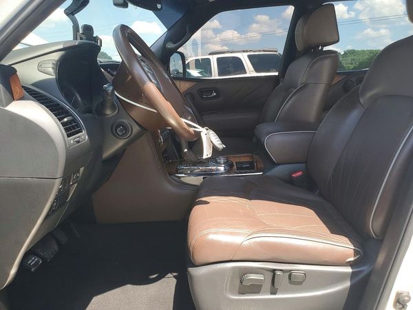 2017 INFINITI QX80