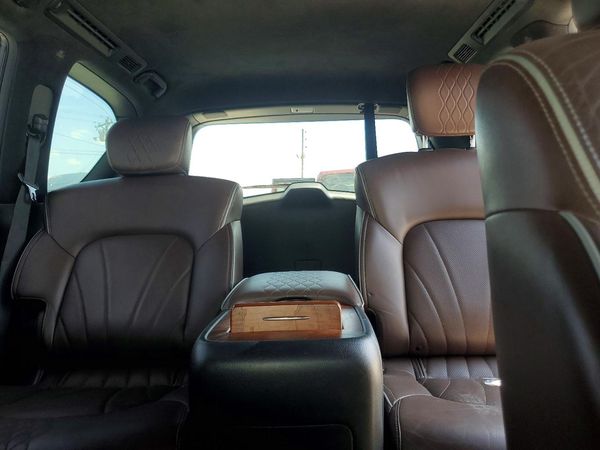 2017 INFINITI QX80