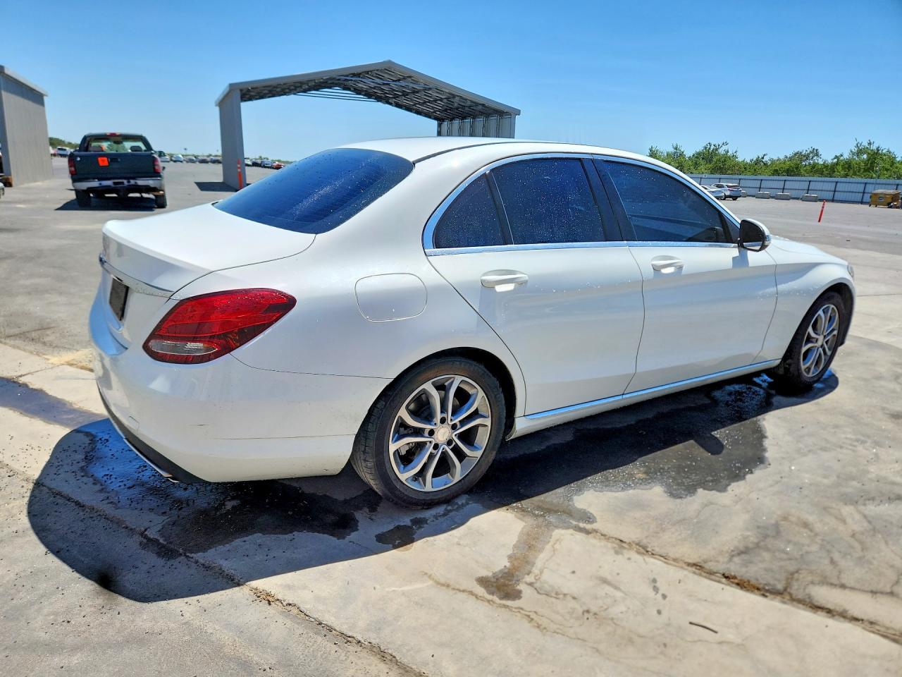 2016 MERCEDES-BENZ C C300