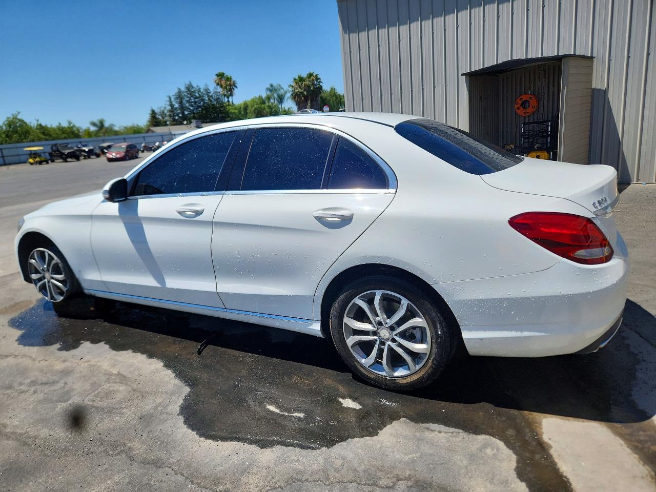 2016 MERCEDES-BENZ C C300