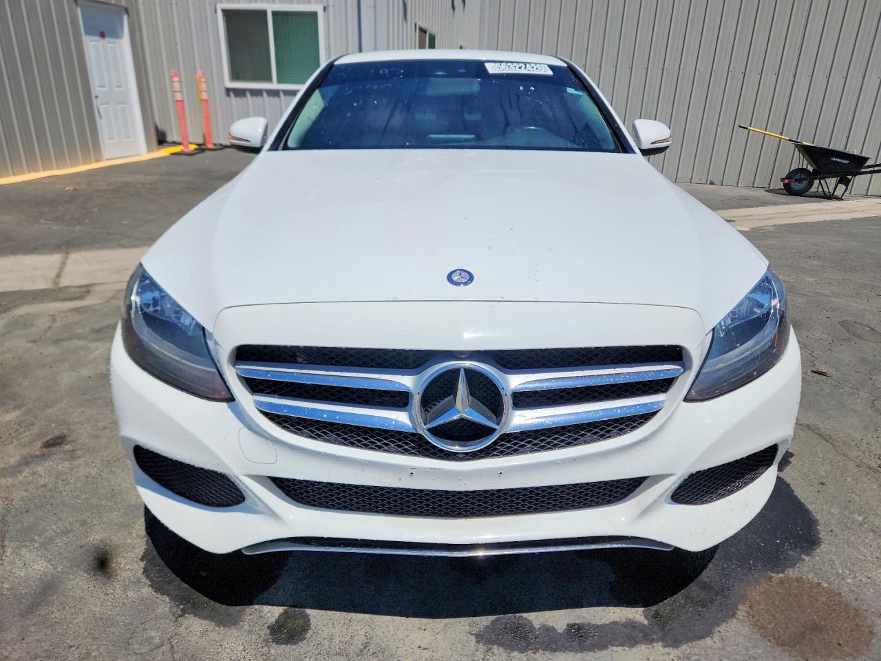 2016 MERCEDES-BENZ C C300