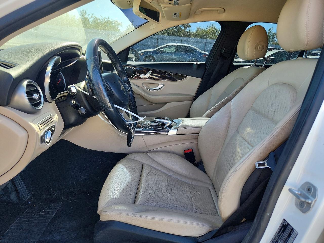 2016 MERCEDES-BENZ C C300