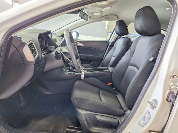 2018 MAZDA 3 Sport