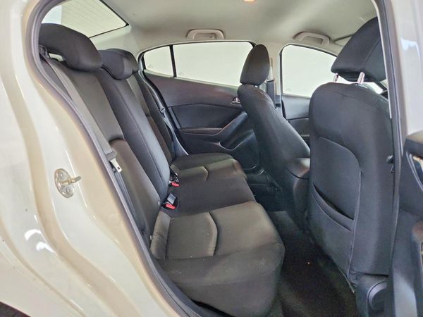 2018 MAZDA 3 Sport