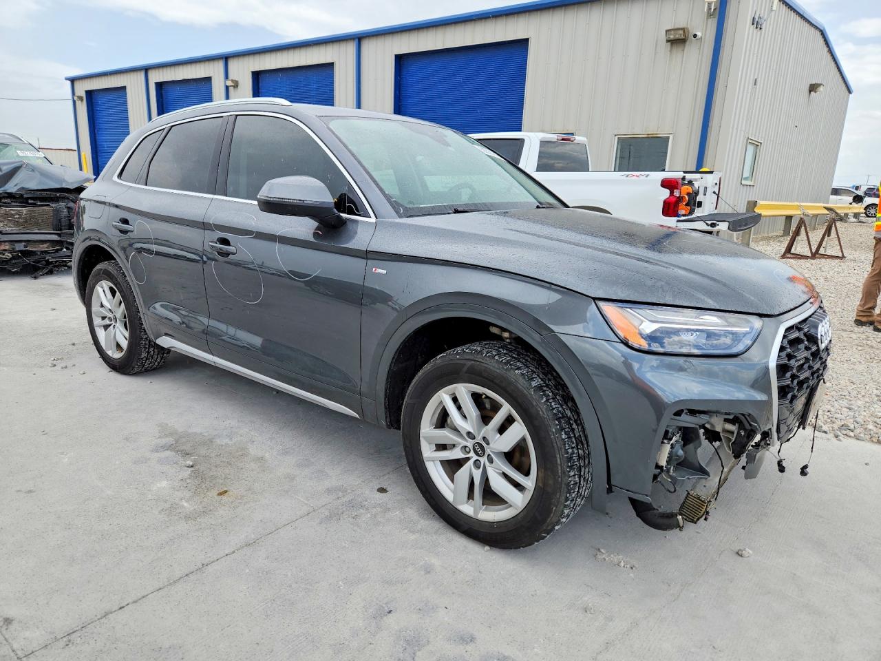 2023 AUDI Q5 S Line quattro Premium