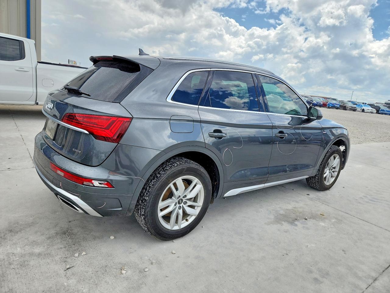 2023 AUDI Q5 S Line quattro Premium