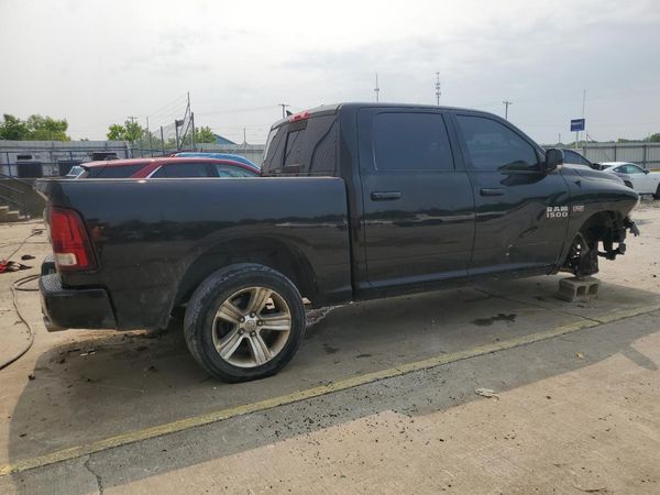 2015 RAM 1500 Sport