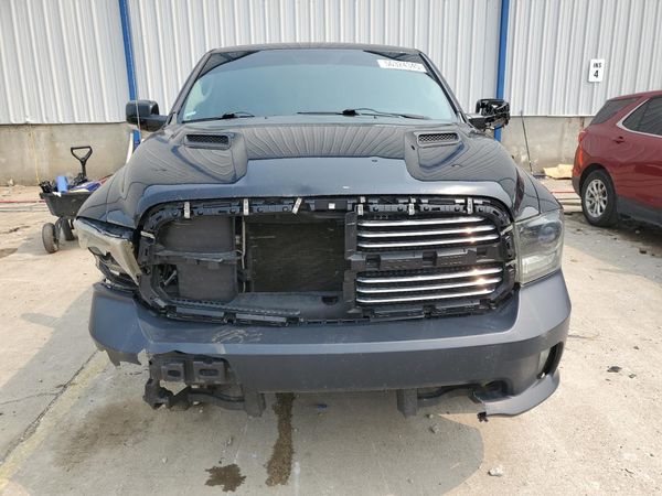 2015 RAM 1500 Sport