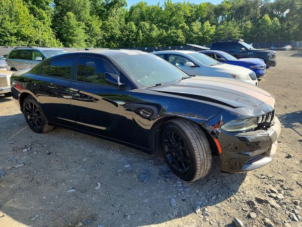 2016 DODGE CHARGER SXT