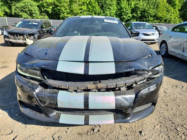 2016 DODGE CHARGER SXT
