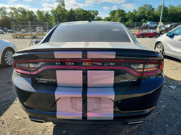 2016 DODGE CHARGER SXT