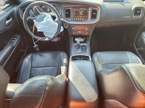 2016 DODGE CHARGER SXT