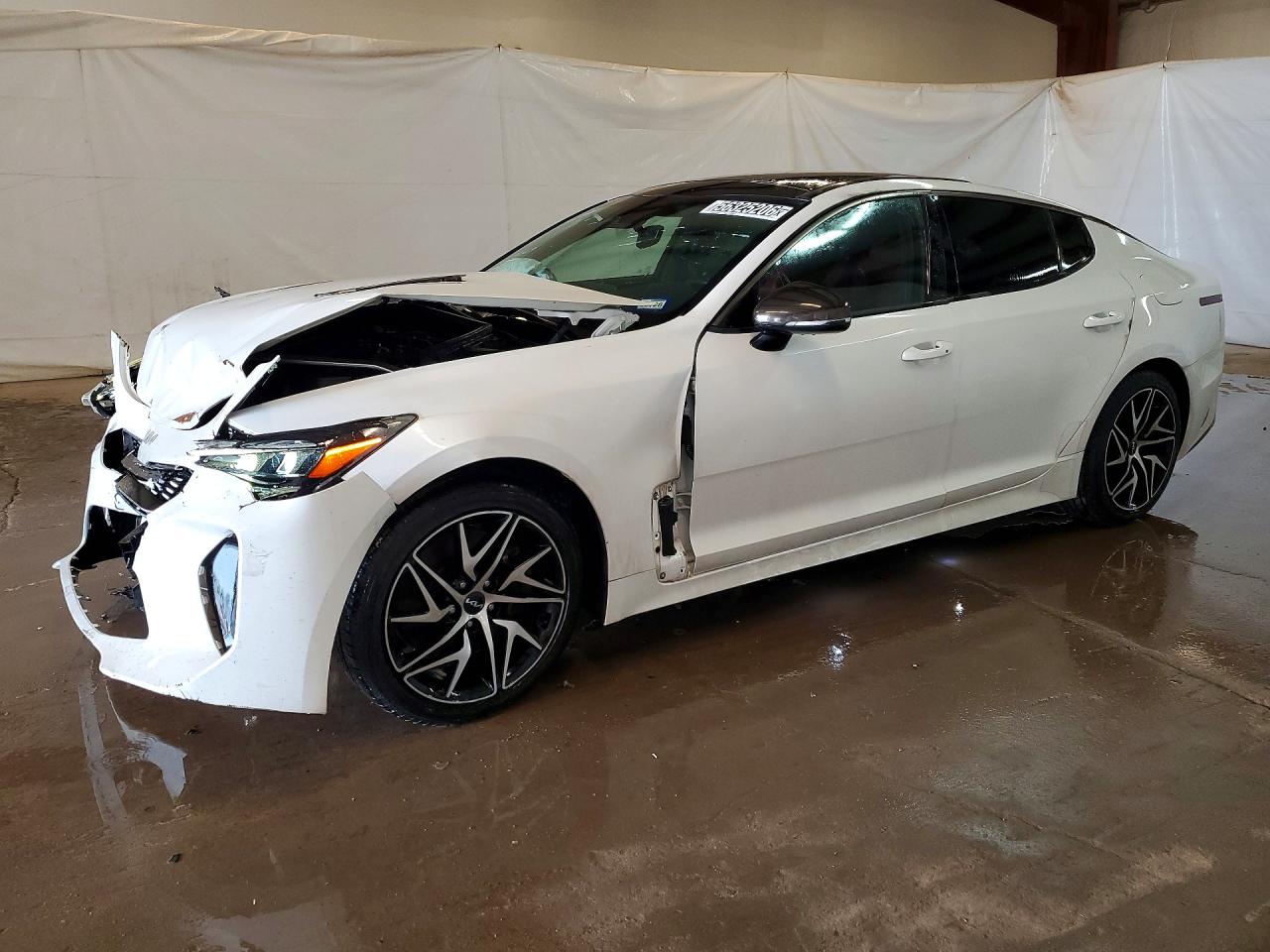 2022 KIA STINGER GT-Line
