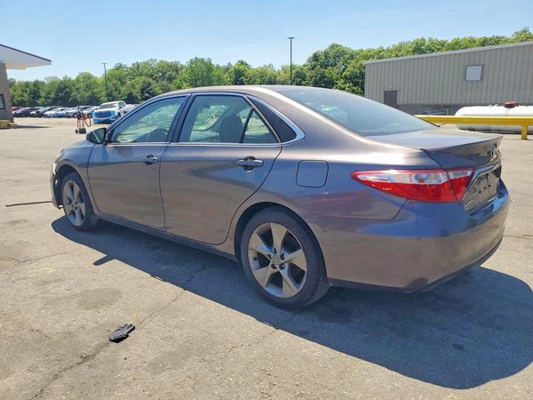 2015 TOYOTA CAMRY