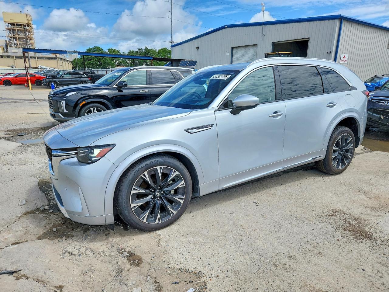 2025 MAZDA CX-90 Premium — Front 3/4