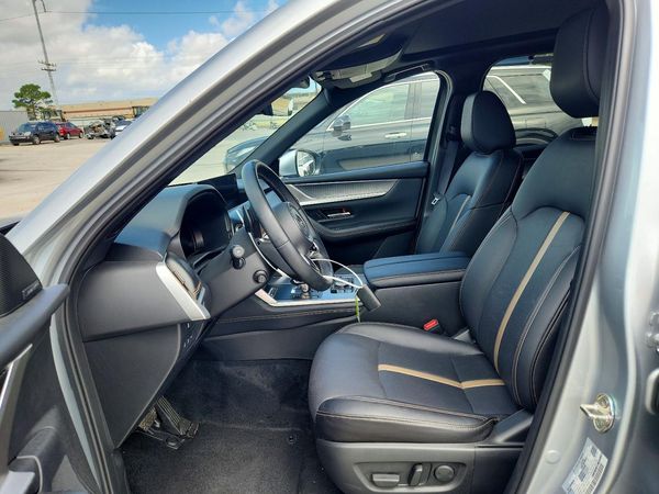 2025 MAZDA CX-90 Premium — DENT