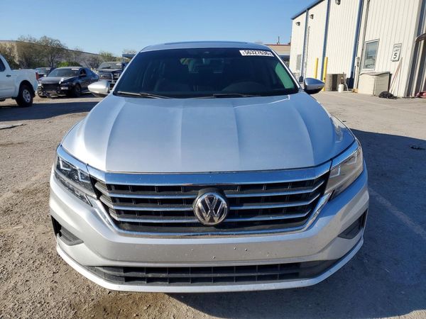 2021 VOLKSWAGEN PASSAT