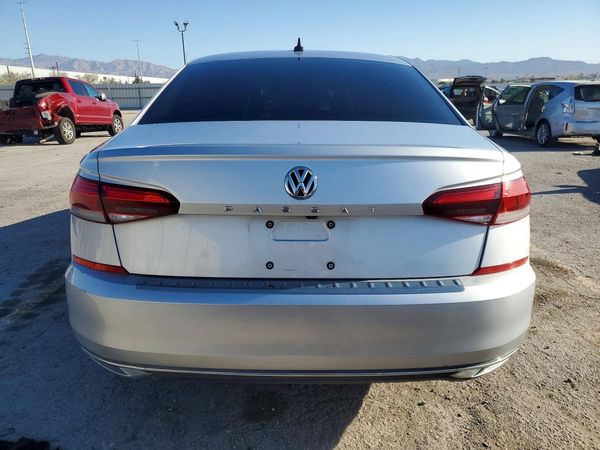 2021 VOLKSWAGEN PASSAT