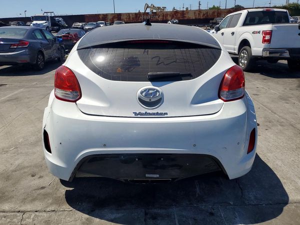 2016 HYUNDAI VELOSTER