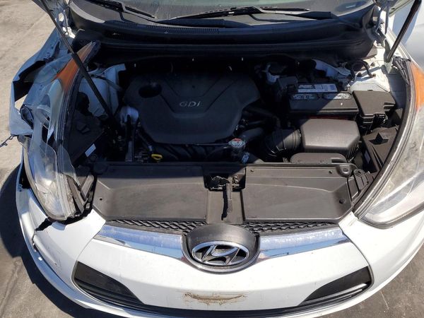 2016 HYUNDAI VELOSTER