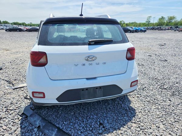 2023 HYUNDAI VENUE SEL, Limited