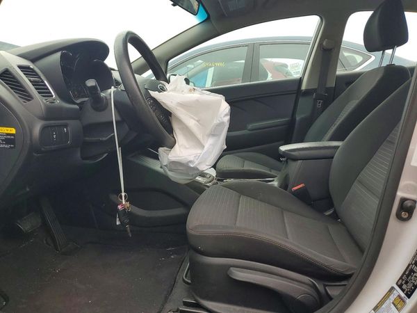 2017 KIA FORTE LX Popular, S