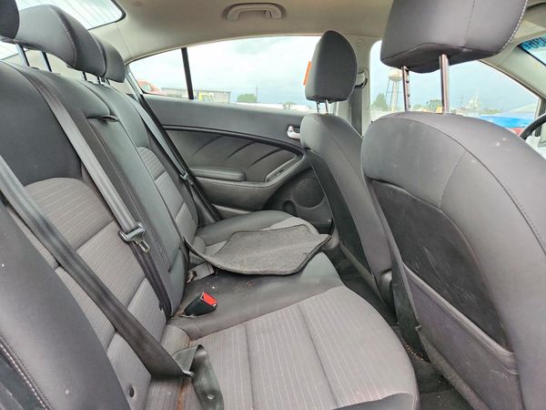 2017 KIA FORTE LX Popular, S