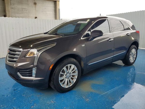 2017 CADILLAC XT5 Base