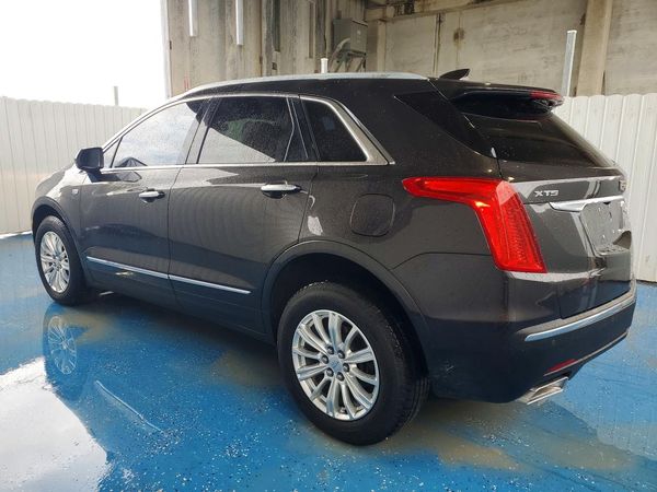 2017 CADILLAC XT5 Base