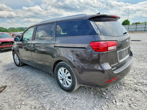 2017 KIA SEDONA LX