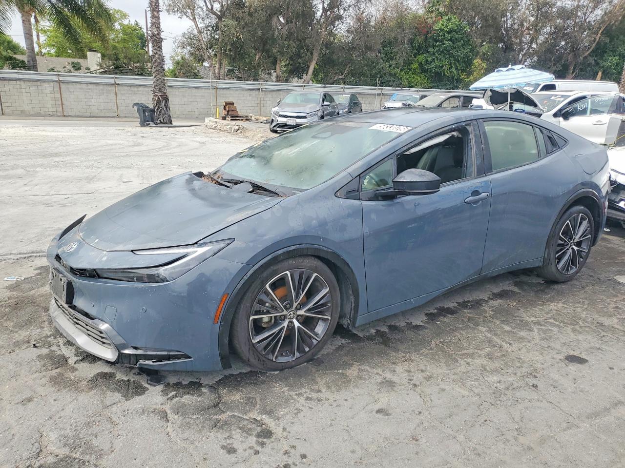 2023 TOYOTA PRIUS — Front 3/4