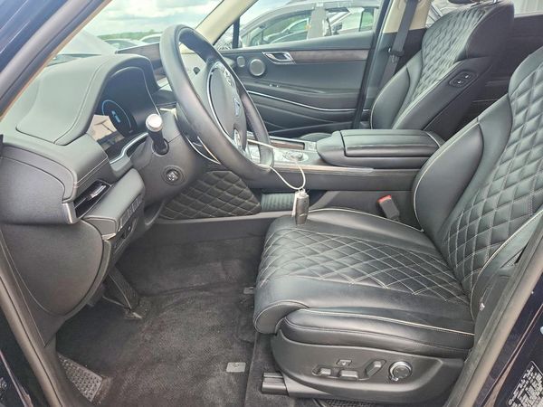 2021 GENESIS GV80