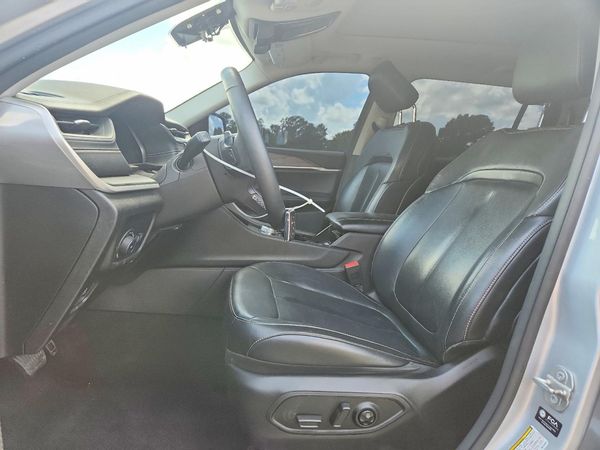 2021 JEEP GRAND CHEROKEE L LIMITED 4X2