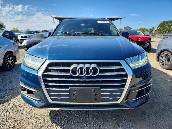 2018 AUDI Q7 quattro Prestige