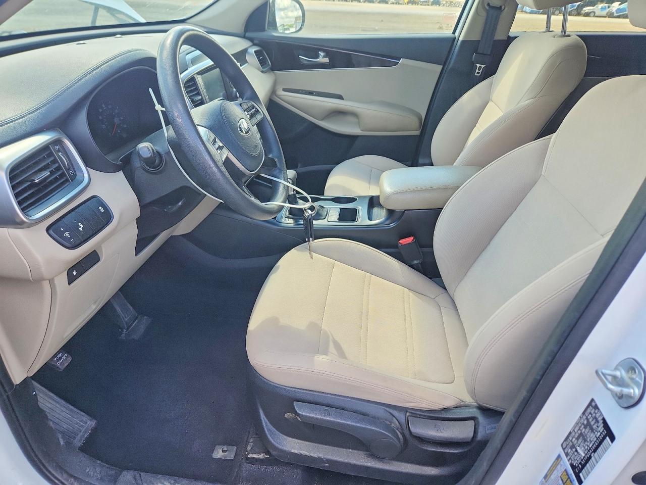 2019 KIA SORENTO L, LX, S