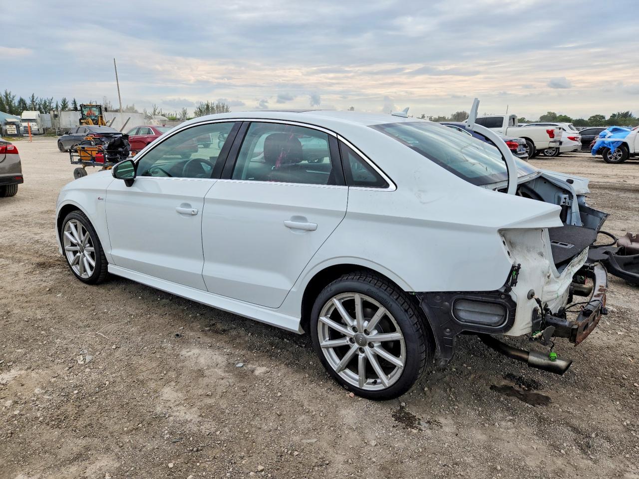 2015 AUDI A3 S Line quattro Prestige