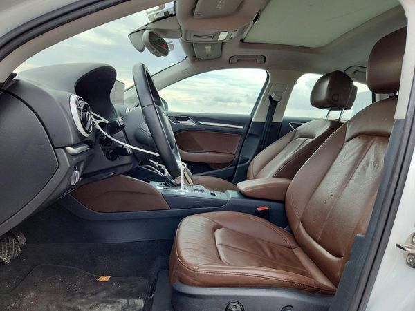 2015 AUDI A3 S Line quattro Prestige