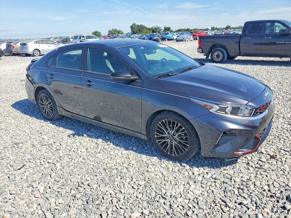 2024 KIA FORTE GT Line
