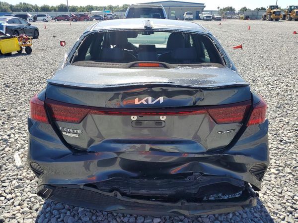 2024 KIA FORTE GT Line
