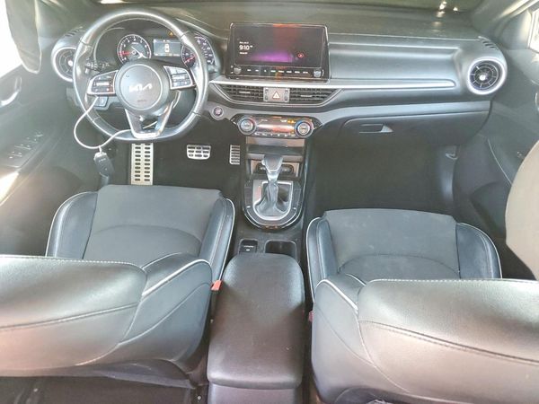 2024 KIA FORTE GT Line