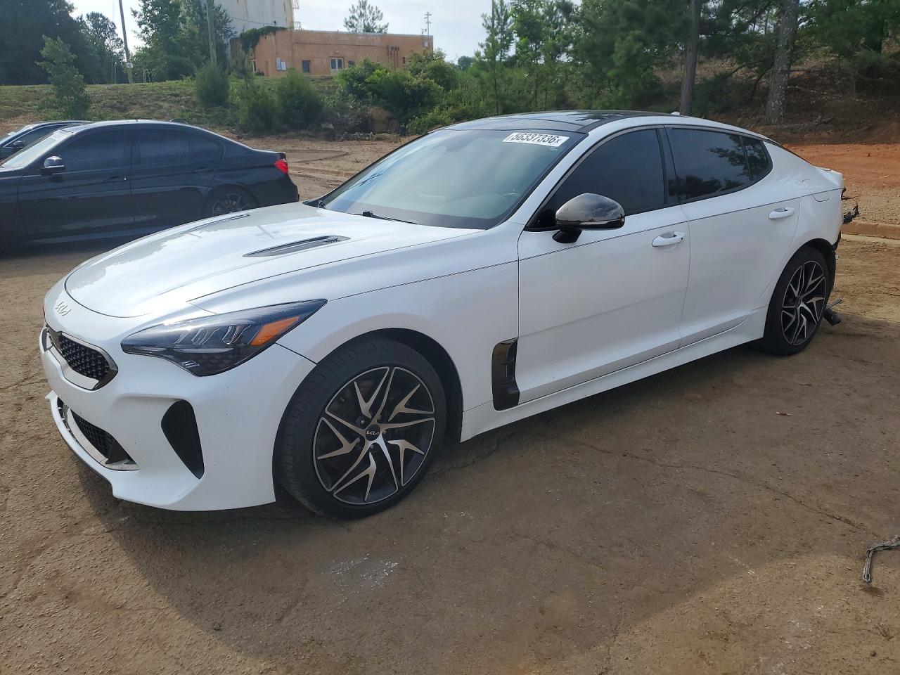 2022 KIA STINGER GT-Line