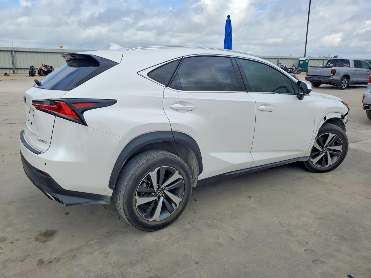 2020 LEXUS NX 300 Premium
