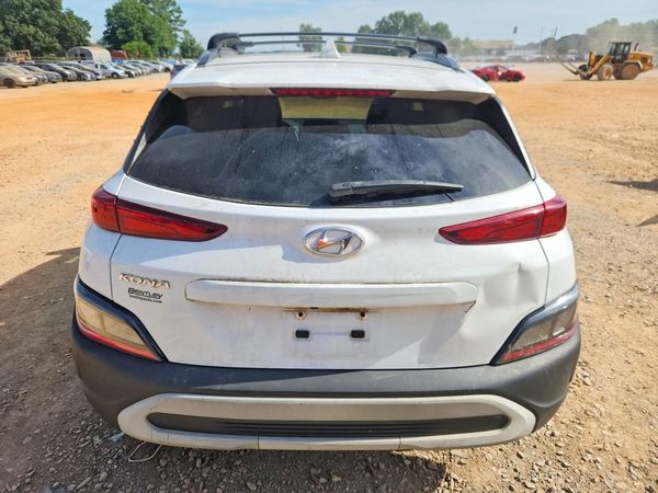 2022 HYUNDAI KONA