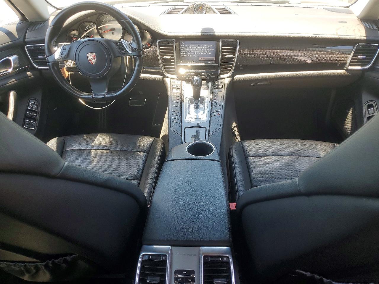2010 PORSCHE PANAMERA