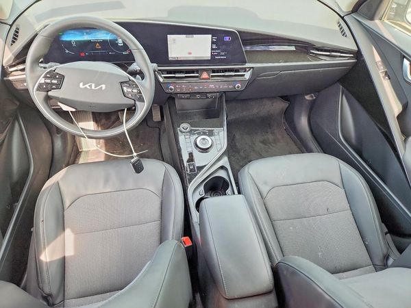 2024 KIA NIRO Wind