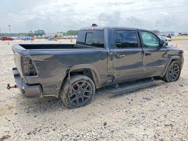 2021 RAM 1500 LARAMIE CREW CAB 4X2