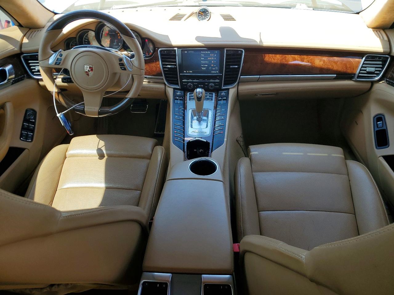 2011 PORSCHE PANAMERA