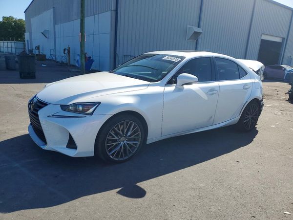 2017 LEXUS IS 200t