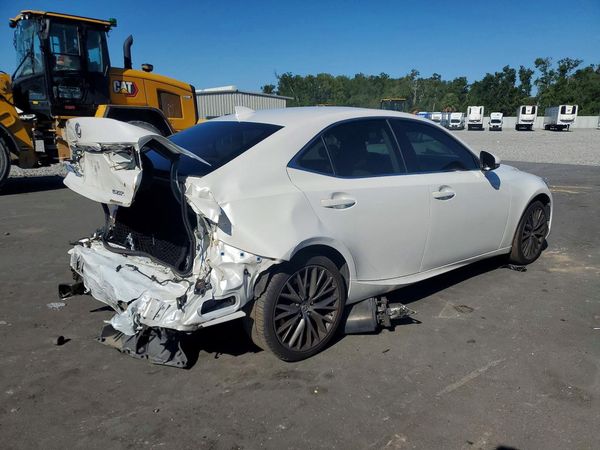 2017 LEXUS IS 200t