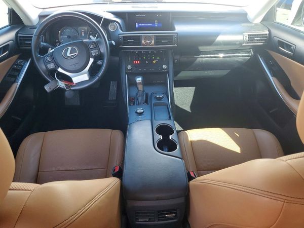 2017 LEXUS IS 200t